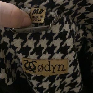 Wodyn Houndstooth coat